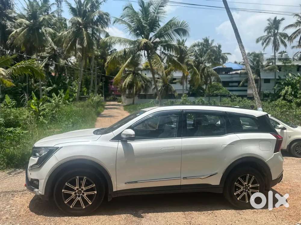 Mahindra Xuv700 2022 Petrol 31300 Km Driven