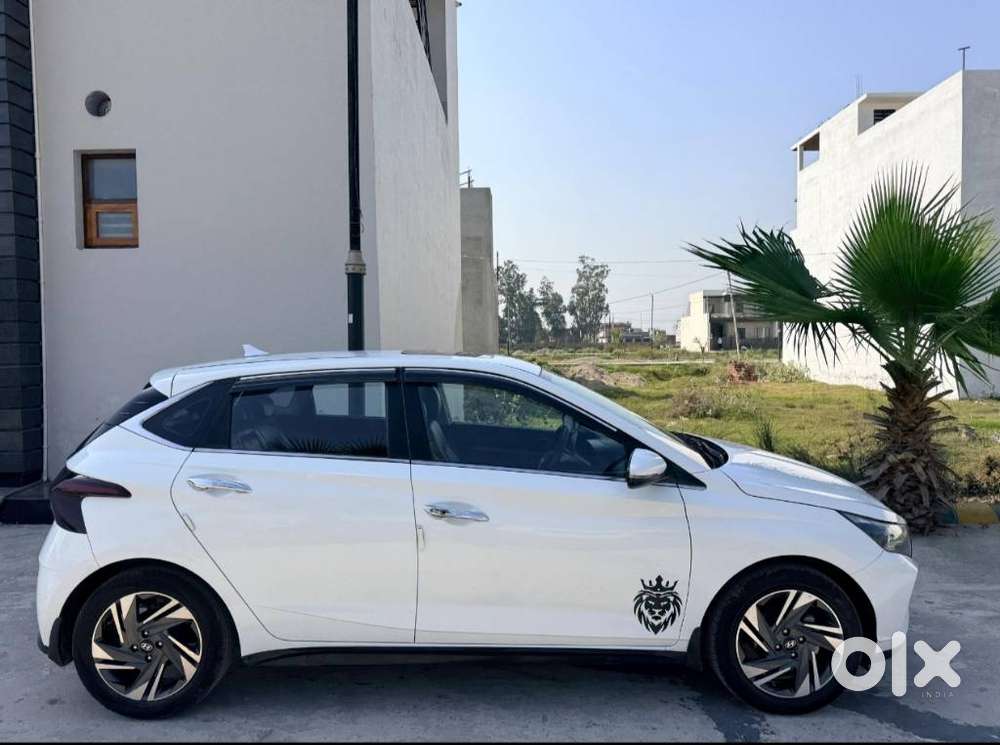 Hyundai Elite I20 1.2 Asta (o) Cvt, 2023, Petrol
