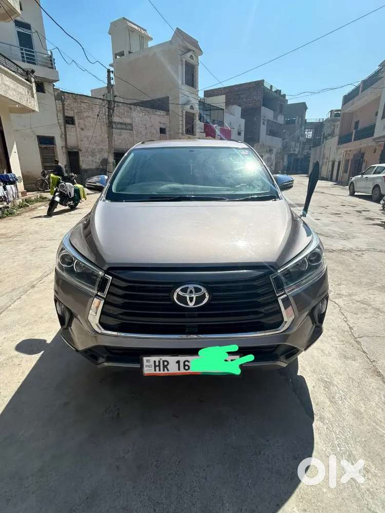 Toyota Innova Crysta 2022
