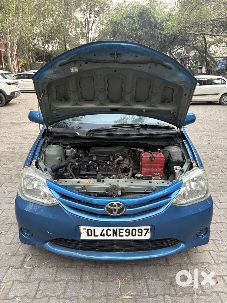 Toyota Etios Liva 2011-2012 G, 2011, Petrol