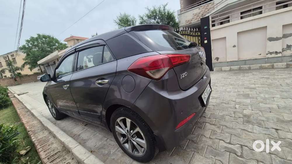 Hyundai Elite I20 2015 Diesel 117000 Km Driven