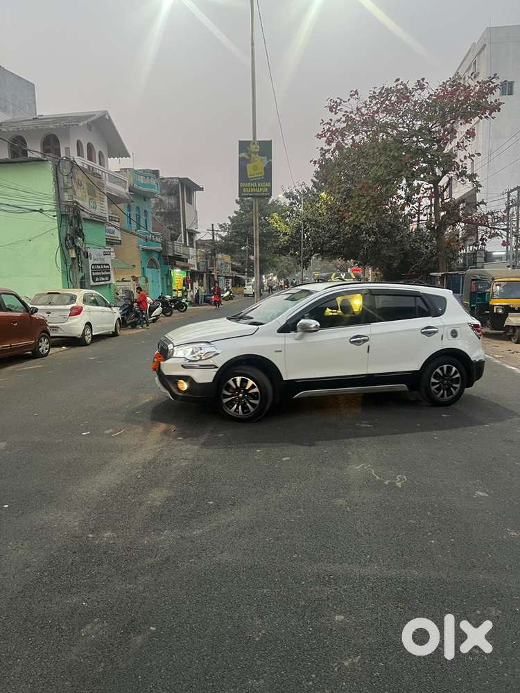 Maruti Suzuki S-cross 2018 Diesel Well Maintained