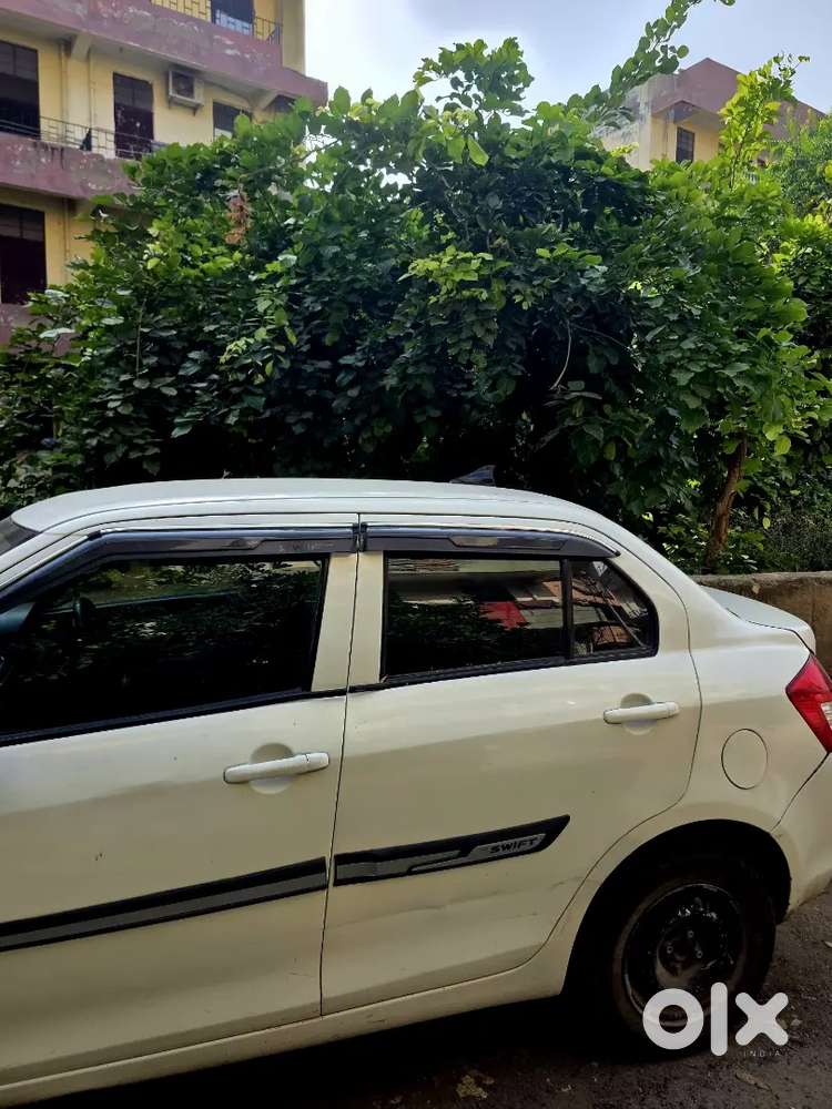 Maruti Suzuki Dzire Lxi 2017 Car