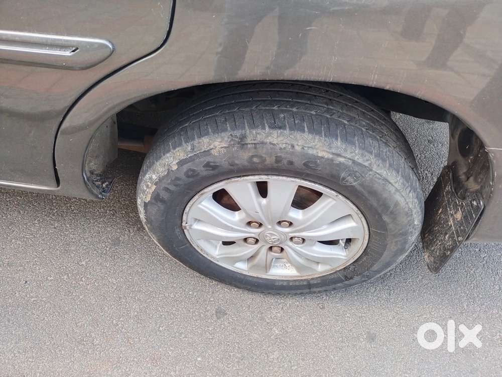 Toyota Innova 2.5 Vx 8 Str Bs-iii, 2010, Diesel