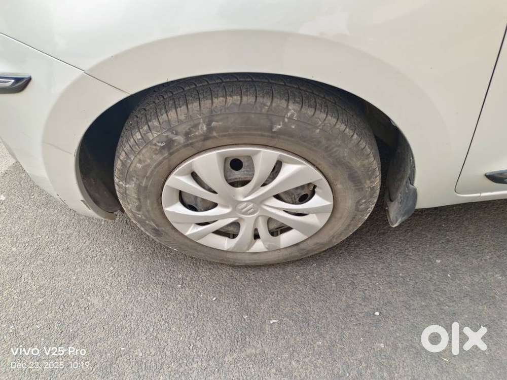 Maruti Suzuki Swift Vxi Abs Bsiv, 2020, Petrol