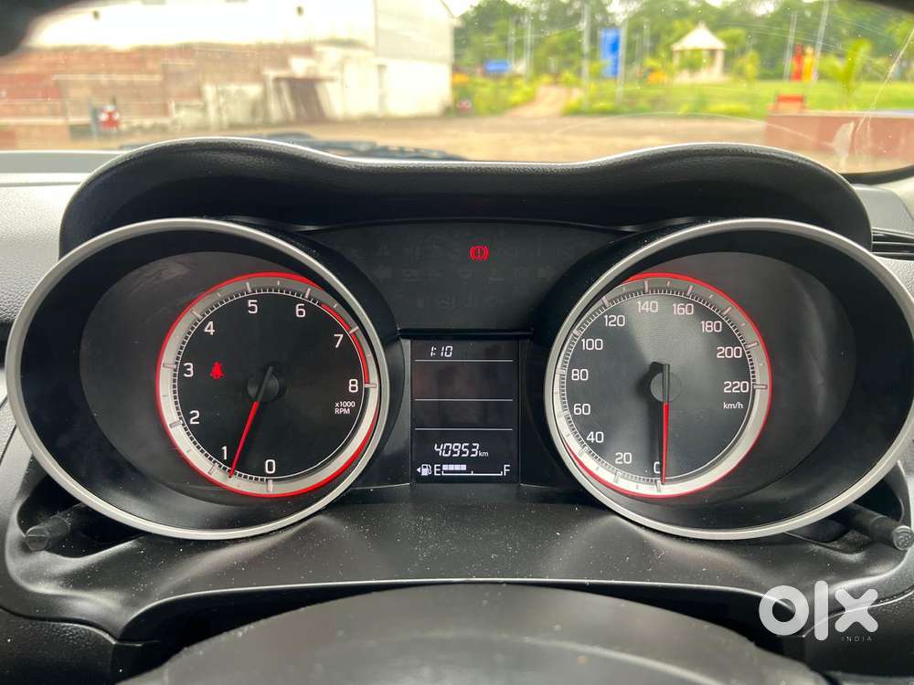 Maruti Suzuki Swift Vvt Vxi, 2021, Petrol
