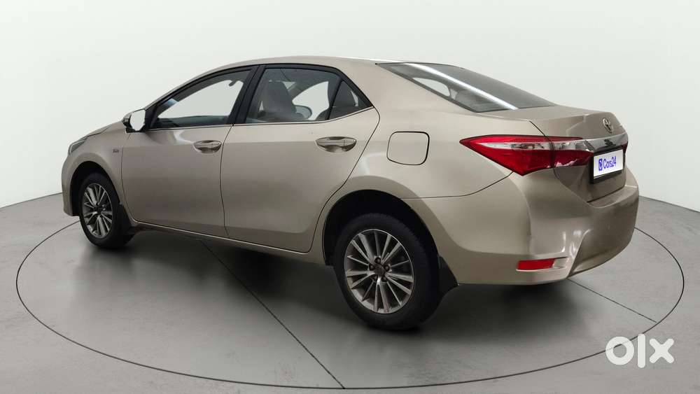 Toyota Corolla Altis 1.8 Gl, 2015, Petrol