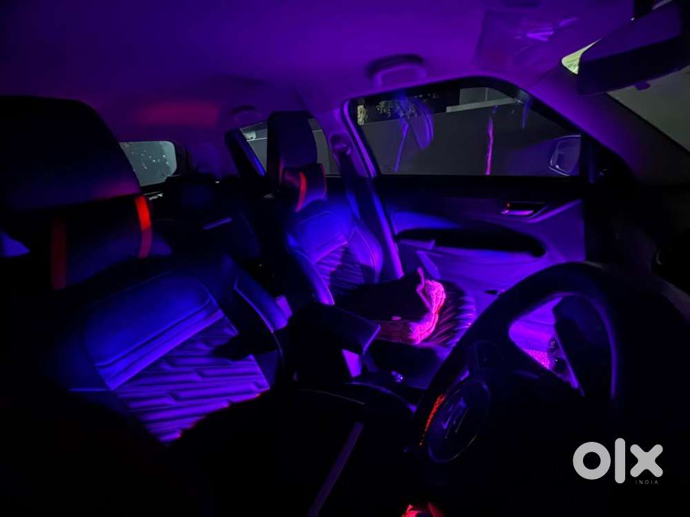 Maruti Suzuki Swift Vxi - Middle Variant - 2022 March - Single Hand