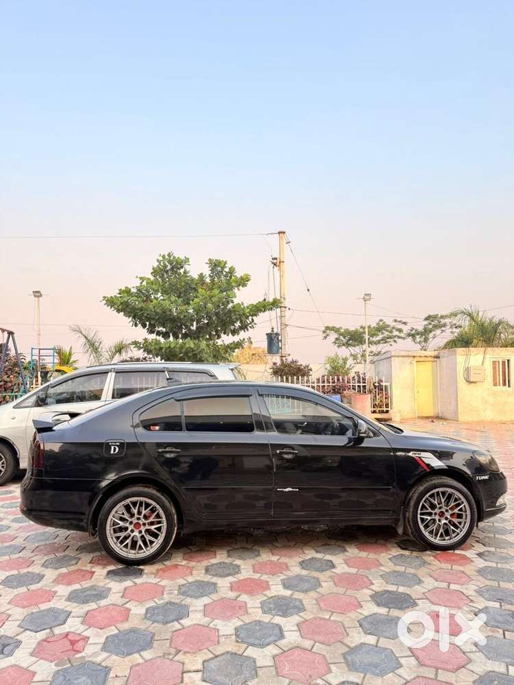 Skoda Laura 2012 Diesel Well Maintained