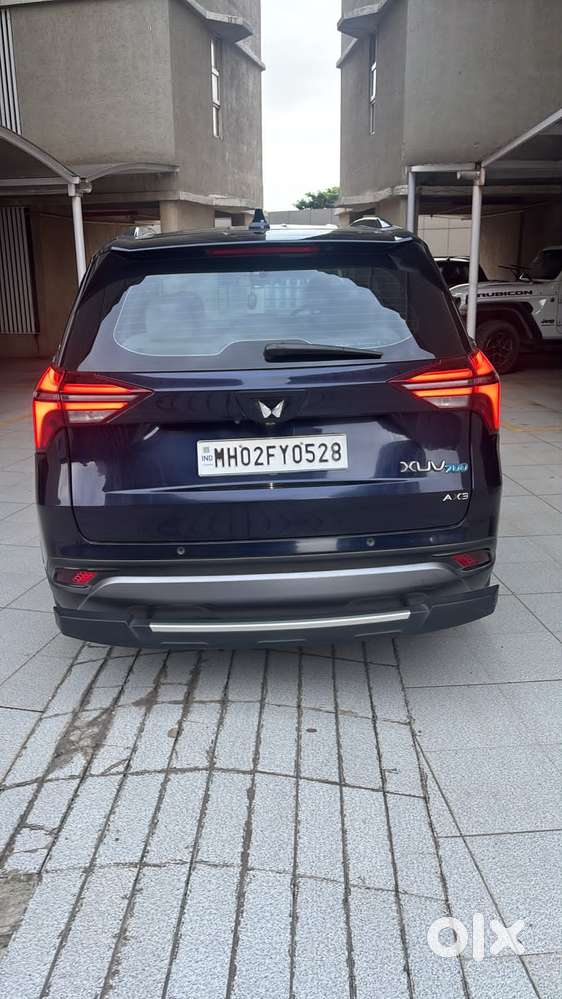 Mahindra Xuv700 2.0 Ax 5 Petrol At Str, 2023, Petrol