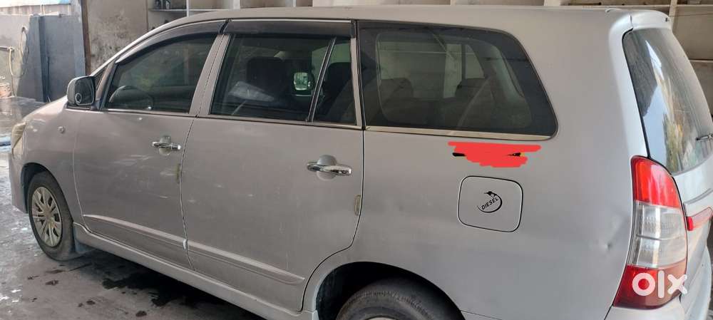 Toyota Innova 2.5 G (diesel) 8 Seater, 2013, Diesel