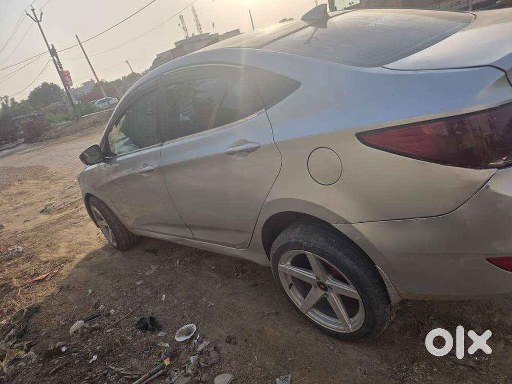 Hyundai Verna Petrol 2016 Top Model 5th Owner Cng Pass