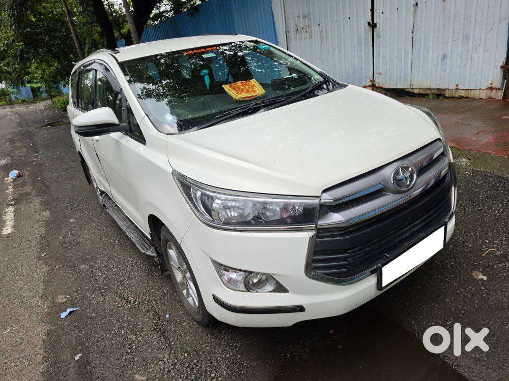 Toyota Innova Crysta 2.4 G Mt 8s, 2017, Diesel