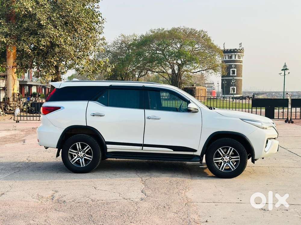 Toyota Fortuner 2017 Diesel 121000 Km Driven