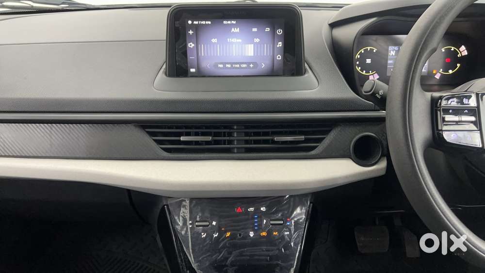 Tata Nexon Pure (s) 1.2 Petrol 6amt, 2024, Petrol
