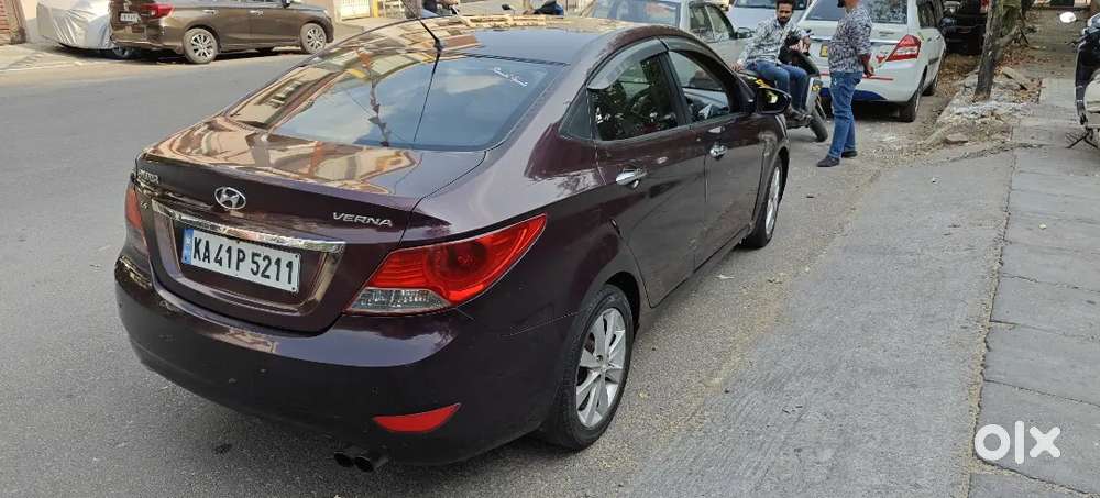 I'm Selling My Hyundai Verna 1.6 Good Condition