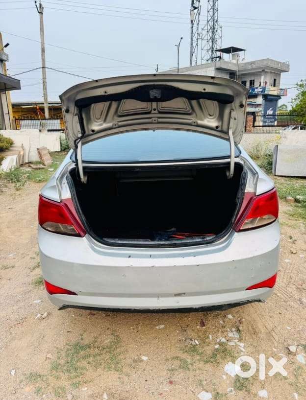 Hyundai Verna 2015 Km Driven