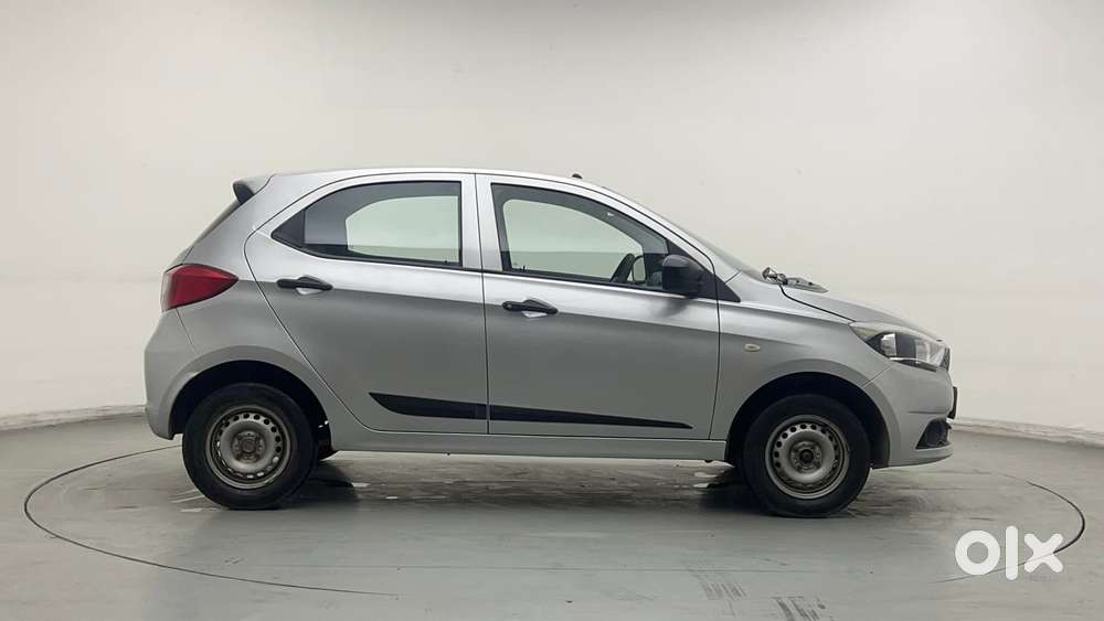Tata Tiago Xe, 2019, Petrol