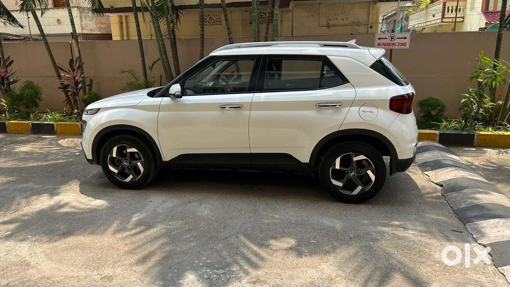 Hyundai Venue Sx, 2019, Petrol