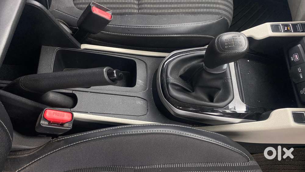 Kia Carens 1.5 Prestige 7 Str, 2023, Petrol