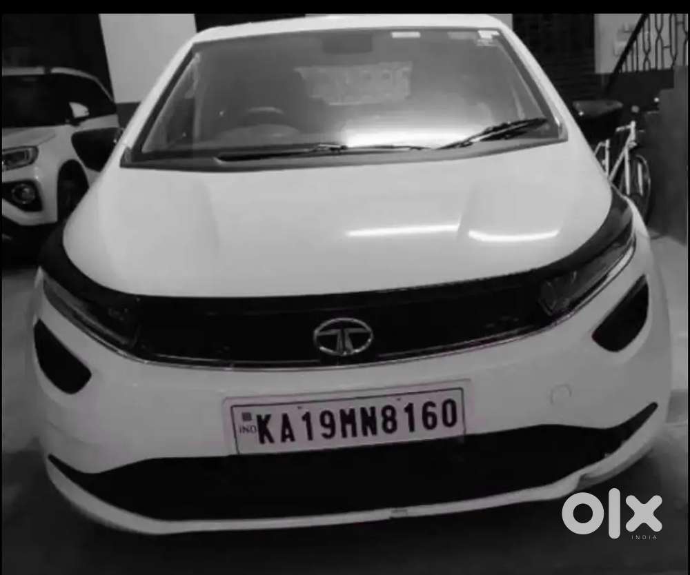 Tata Altroz 2023 Petrol 15000 Km Driven