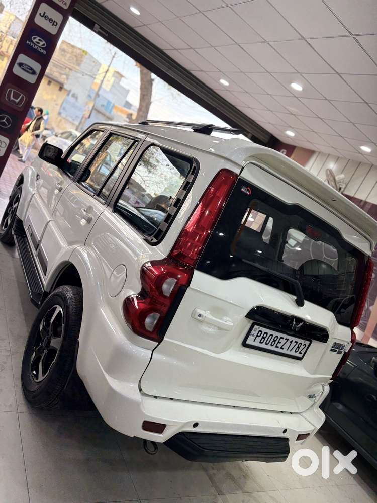 Mahindra Scorpio Classic 2.2 S 11 Mt 7 Str, 2022, Diesel