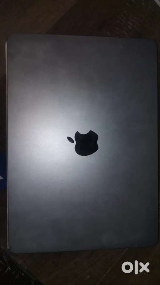 Apple Macbook M4 2025 16GB/256GB 2 Months brand warranty left