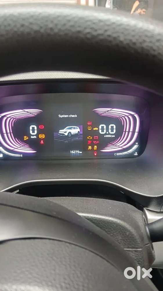 Kia Carens 2024 Diesel 29000 Km Driven