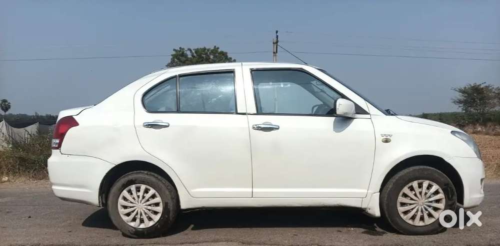 Maruti Suzuki Dzire 1.2 Lxi 2011 Model