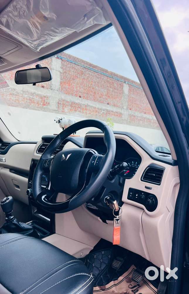 Mahindra Scorpio S11 Mt 7s, 2025, Diesel
