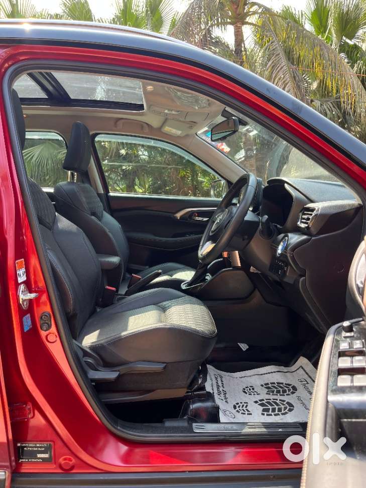 Maruti Suzuki Grand Vitara 1.5 Alpha Plus Intelligent Hybrid Ecvt, 2..