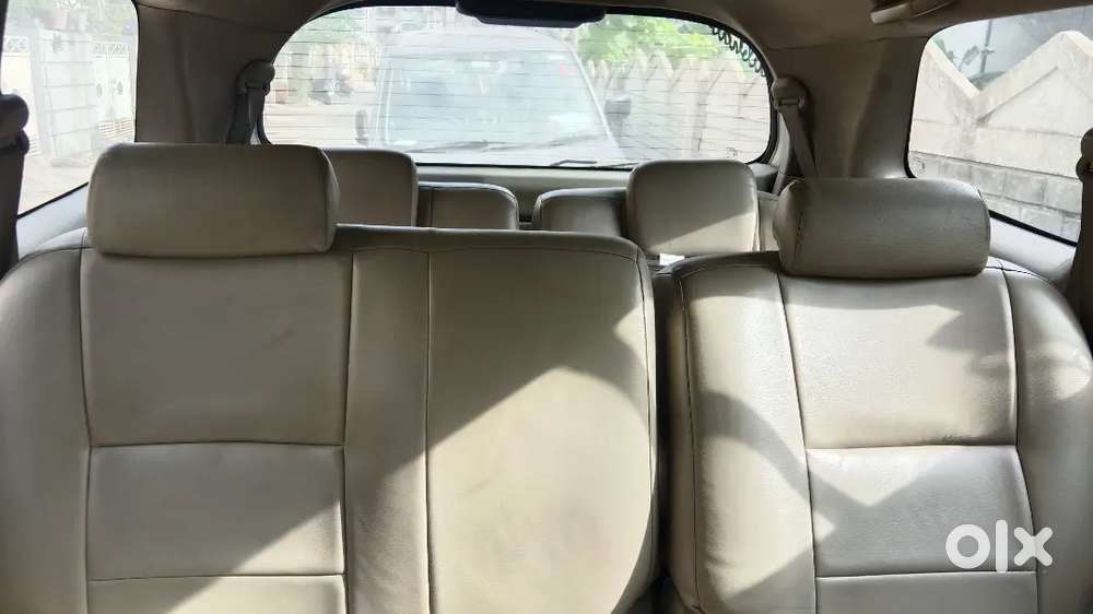 Toyota Innova 2.5 Vx 2012