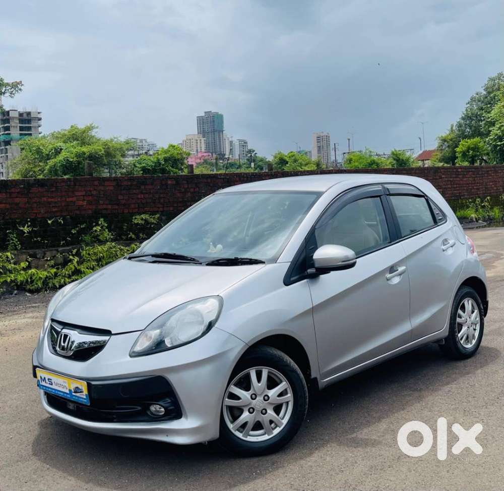 Honda Brio V Automatic, 2016, Petrol