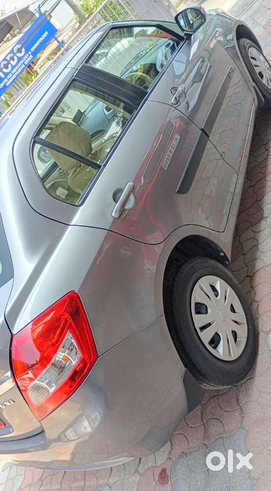 Maruti Suzuki Swift Dzire Vxi(o) Mt, 2014, Petrol