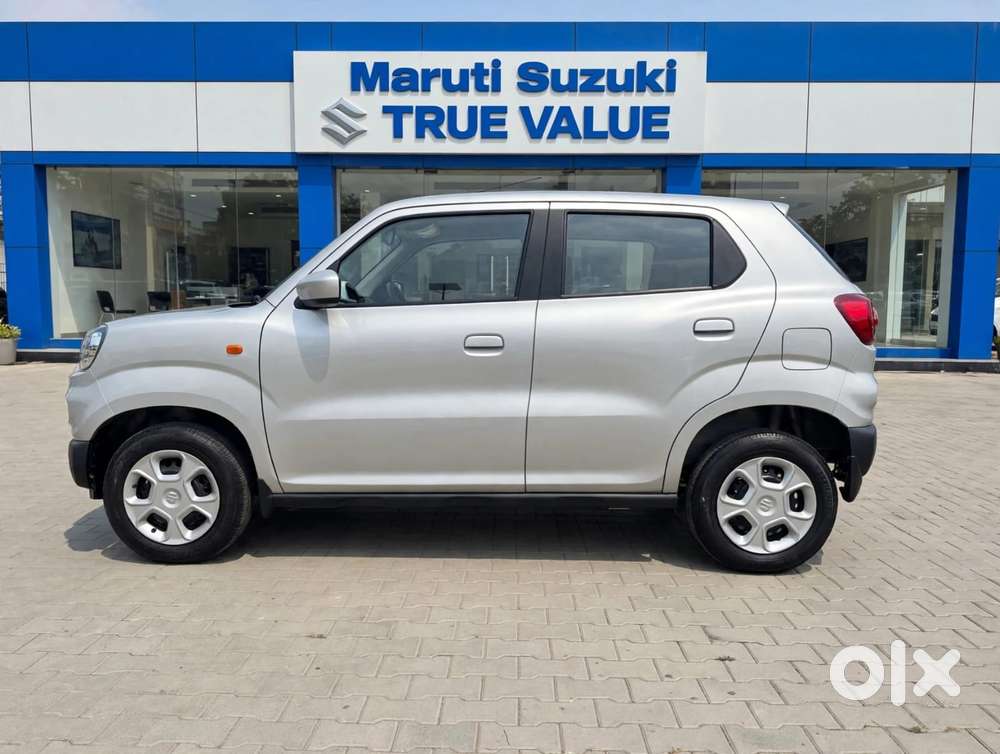 Maruti Suzuki S-presso Vxi Opt, 2022, Petrol