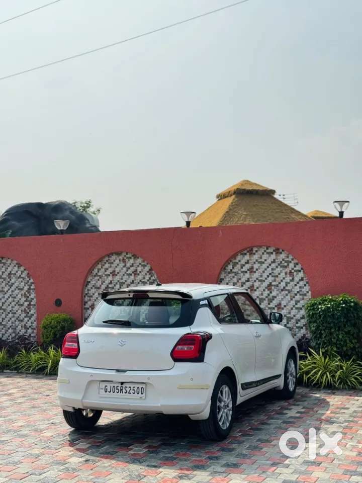 Maruti Suzuki Swift 1.3 Zxi, 2022, Petrol