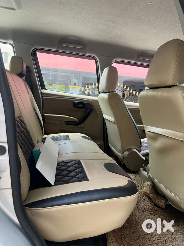 Mahindra Tuv 300 T4 Plus, 2018, Diesel