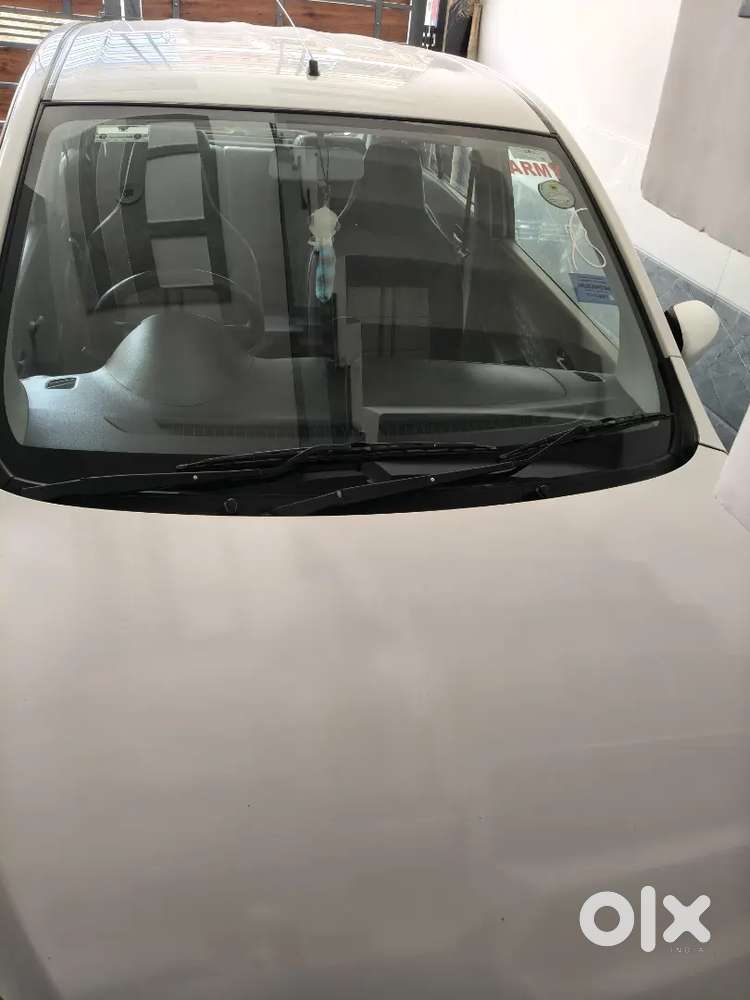 Selling My Celerio Zxi Top Model 2017