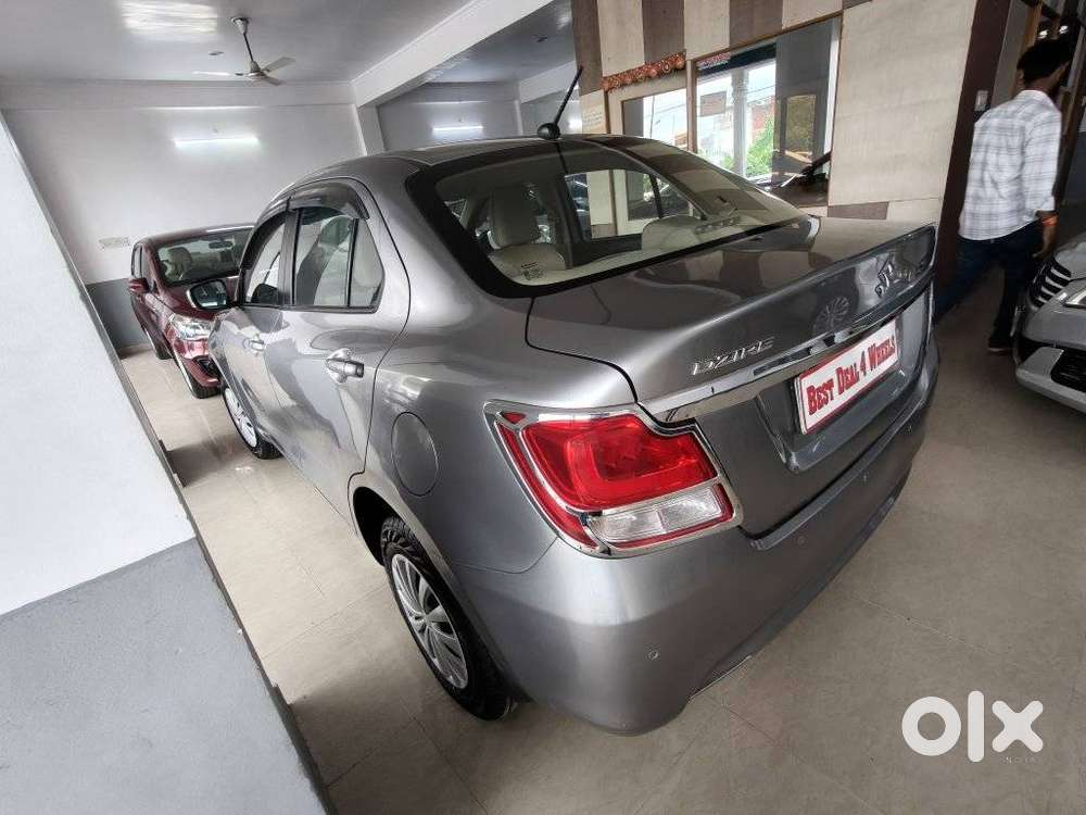 Maruti Suzuki Dzire 1.2 Vxi, 2022, Petrol
