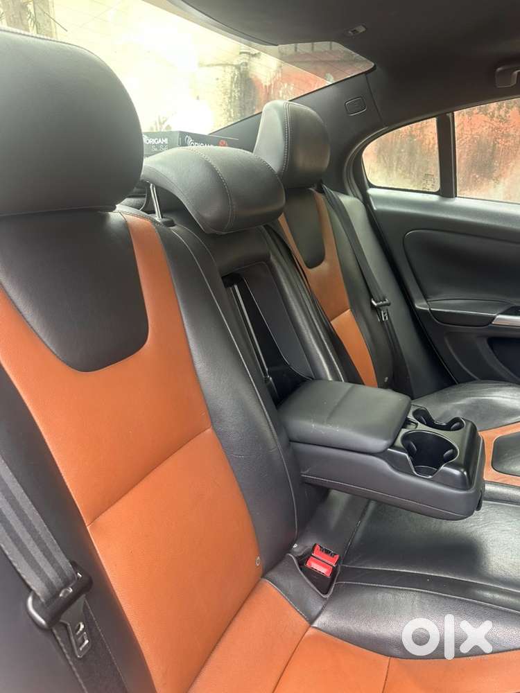 Volvo S60 Cross Country 2017 Diesel Well Maintained