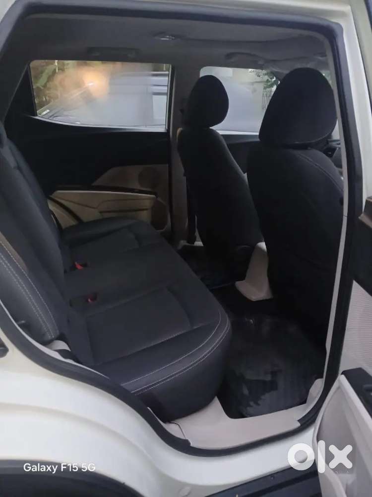 Mahindra Xuv300 2022 Petrol Good Condition With Sunroof