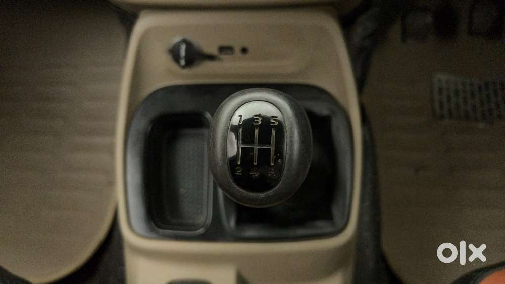 Mahindra Tuv 300 T6 Plus, 2017, Diesel