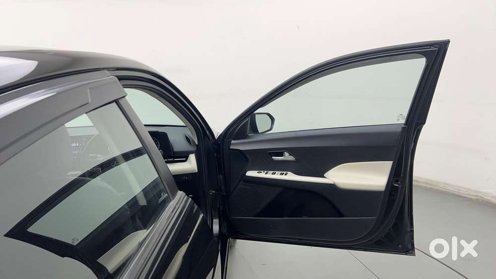 Hyundai Verna Ex 1.5 Petrol Mt, 2023, Petrol