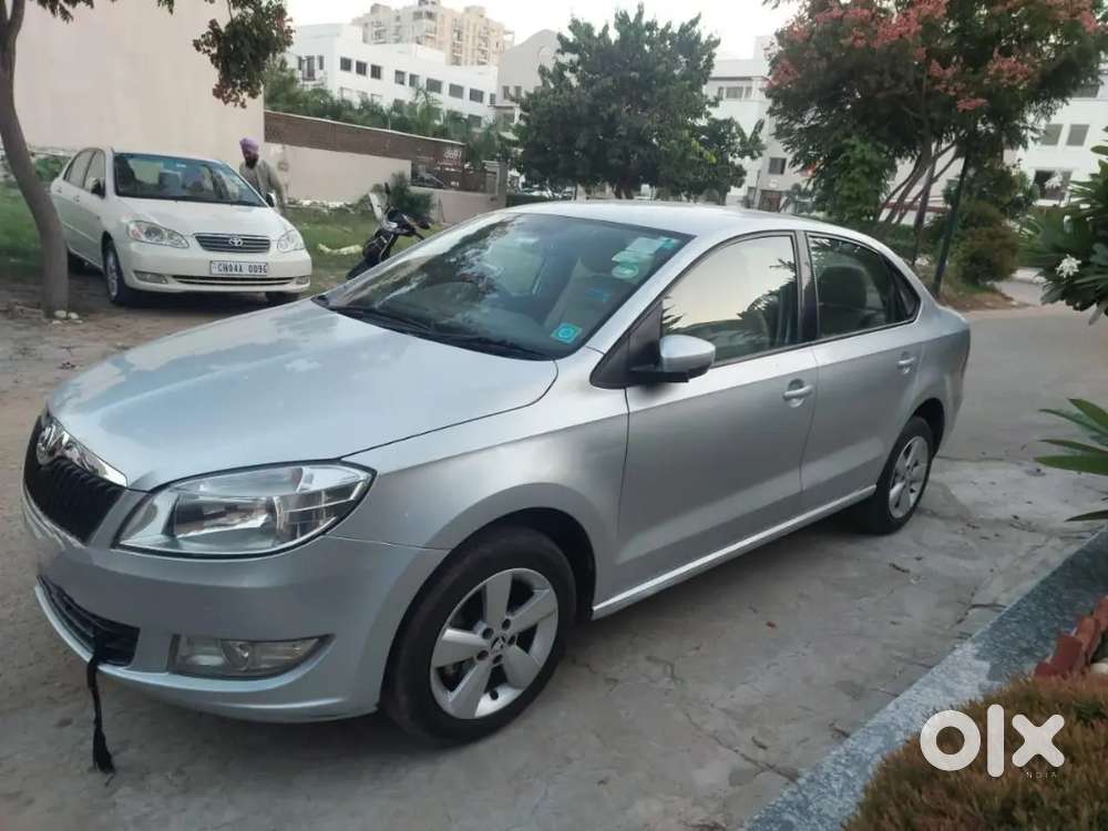 Well Mintain Car New Tayer Agence Record Drive