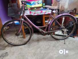 Hero queen cycle hotsell