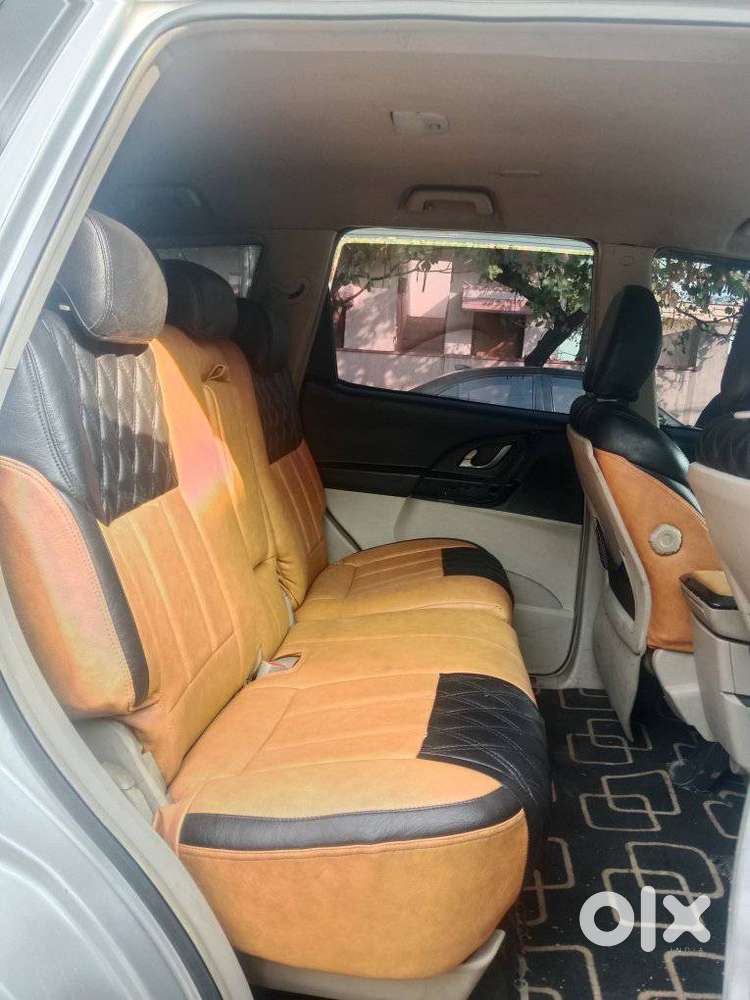 Mahindra Xuv500 At W6 2wd, 2016, Diesel