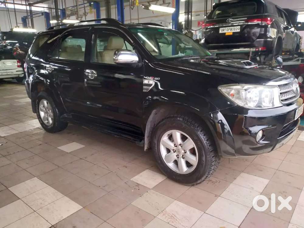 Toyota Fortuner 2011 Diesel
