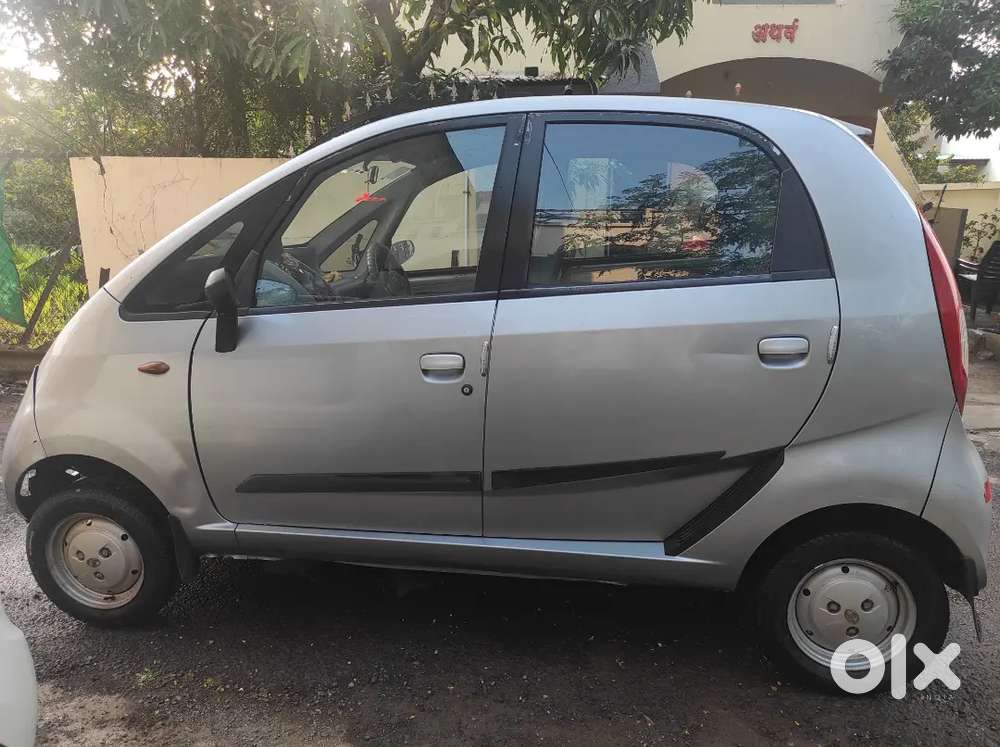 * Tata Nano Lx 2011