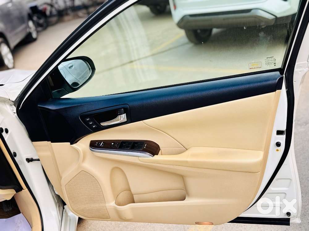 Next To Showroom Car