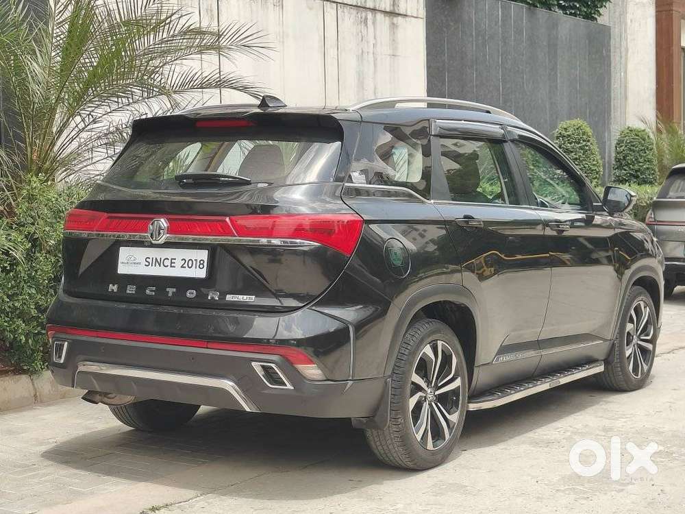 Mg Hector Plus Sharp Pro 1.5 Turbo Petrol Cvt 7 Str, 2023, Petrol